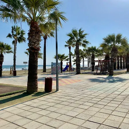 One And Two Bedroom With Beautiful Sea View Lägenhet