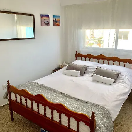 Lägenhet One And Two Bedroom With Beautiful Sea View